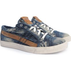 Diesel Sneakersy "D-String Low". Białe sneakersy męskie Diesel, bez zapięcia. Za 329,00 zł.