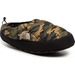 Kapcie THE NORTH FACE - M Nse Tent Mule III T0AWMGFQ3 Brtolvgwcp/Tnfb. Zielone klapki męskie The North Face, bez wzorów, z materiału. Za 199,00 zł.