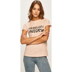 Trussardi Jeans - T-shirt. Szare bluzki damskie Trussardi Jeans, s, z aplikacjami, z bawełny, z okrągłym kołnierzem. W wyprzedaży za 179,90 zł.