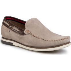 Mokasyny WRANGLER - Sharky Suede WM01140A Sand 025. Pomarańczowe mokasyny męskie Wrangler, ze skóry, eleganckie. W wyprzedaży za 209,00 zł.