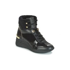 Śniegowce MICHAEL Michael Kors SCOUT BOOTIE. Czarne kozaki damskie marki MICHAEL Michael Kors, bez zapięcia. Za 1099,00 zł.
