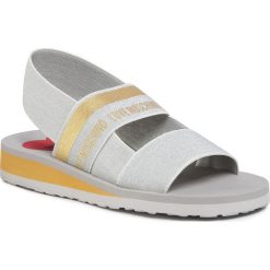 Sandały LOVE MOSCHINO - JA16013G0AJW2902 Argento. Szare klapki damskie Love Moschino, bez wzorów, z materiału, bez obcasa. W wyprzedaży za 259,00 zł.