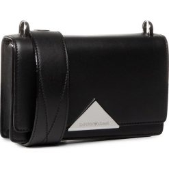 Torebka EMPORIO ARMANI - Y3B128 YFO2X 81386 Nero/Nero. Czarne listonoszki damskie Emporio Armani, bez wzorów, ze skóry ekologicznej, bez dodatków. W wyprzedaży za 579,00 zł.