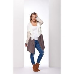 Oryginalny trójkolorowy sweter w formie narzutki ecru-beż-cappuccino DAISY. Szare swetry klasyczne damskie marki Lemoniade. Za 99,00 zł.