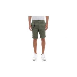 Szorty i Bermudy Jack Jones 12132932 LUCA CHINO SHORTS. Zielone spodenki i szorty męskie Jack & Jones, m, bez wzorów. Za 175,61 zł.