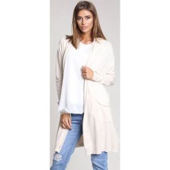 Jasnobeżowy Kardigan Timeless Elegance. Brązowe kardigany damskie other, xl. Za 69,99 zł.