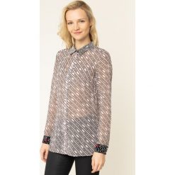 Koszula Guess Ls Leslie W01H81 WBTY0. Różowe bluzki damskie Guess, s, z aplikacjami, z poliesteru, bez kołnierzyka, bez rękawów. W wyprzedaży za 299,00 zł.
