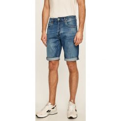 Pepe Jeans - Szorty jeansowe Callen. Niebieskie spodenki i szorty męskie Pepe Jeans, bez wzorów, z elastanu, casualowe. W wyprzedaży za 219,90 zł.