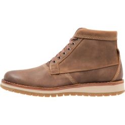 Buty zimowe męskie: Clarks VARBY TOP Botki sznurowane tan