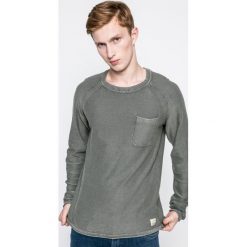 Jack & Jones Vintage - Sweter. Szare swetry klasyczne męskie marki Jack & Jones Vintage, m, z bawełny, vintage, z okrągłym kołnierzem. W wyprzedaży za 39,90 zł.