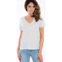 Biały t-shirt z błyszczącą nitką 21311. Białe t-shirty damskie marki Fasardi, s. Za 19,00 zł.