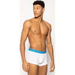 Komplet 3 par bokserek Emporio Armani Underwear 111357 CS713 56110. Bokserki męskie Emporio Armani Underwear, bez wzorów. W wyprzedaży za 149,00 zł.