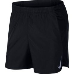 Nike Szorty Męskie M Nk Chllgr Short 5in Bf Black Black Reflective Silv S. Czarne spodenki sportowe męskie Nike, s, bez wzorów, sportowe, na fitness i siłownię. Za 135,00 zł.