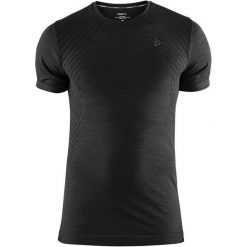 Craft Koszulka Sportowa Męska Fuseknit Comfort Ss Black S. Czarne koszulki męskie termoaktywne marki Craft, na zimę, s, w paski, sportowe, bez kołnierzyka, z krótkim rękawem, krótkie. W wyprzedaży za 99,00 zł.