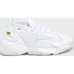 Nike Sportswear - Buty Zoom 2K. Białe buty sportowe damskie Nike Sportswear, bez wzorów, ze skóry, sportowe, nike zoom. W wyprzedaży za 329,90 zł.