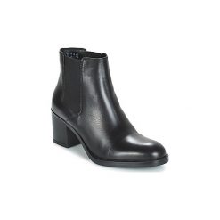 Botki Clarks Mascarpone Bay. Czarne botki damskie Clarks, bez obcasa, bez zapięcia. Za 568,70 zł.