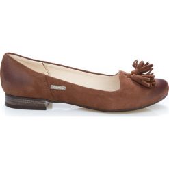 Klasyczne balerinki na niskim obcasie - skóra naturalna - model 009 - kolor brązowy przecierka. Pomarańczowe baleriny damskie Zapato, bez wzorów, ze skóry, eleganckie, na niskim obcasie, na obcasie. W wyprzedaży za 173,40 zł.