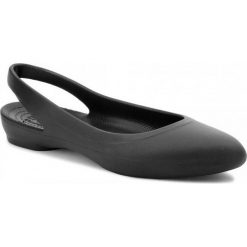 SANDAŁY EVE SLINGBACK. Czarne sandały damskie Crocs, bez wzorów, z materiału, bez obcasa, bez zapięcia. W wyprzedaży za 69,99 zł.