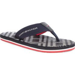Japonki TOMMY HILFIGER - Corporate Stripe Beach Sandal FM0FM01366 Midnight 403. Zielone japonki męskie marki OLAIAN. W wyprzedaży za 119,00 zł.