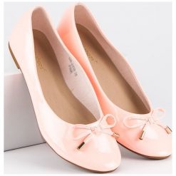 Baleriny damskie: Lakierowane różowe baleriny IDEAL SHOES różowe