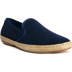 Buty męskie. Niebieskie buty sportowe męskie Wittchen, ze skóry, bez zapięcia. W wyprzedaży za 199,90 zł.