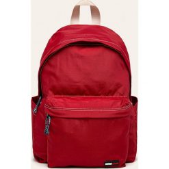 Tommy Jeans - Plecak. Czerwone plecaki męskie Tommy Jeans, bez wzorów, z poliesteru. Za 299,90 zł.