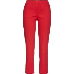 Spodnie bez zamka w talii 7/8 bonprix truskawkowy. Czerwone spodnie damskie bonprix. Za 74,99 zł.