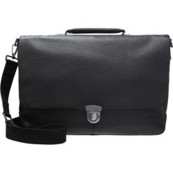 Strellson GARRET Aktówka black. Czarne torby na laptopa Strellson, małe. W wyprzedaży za 719,20 zł.