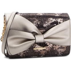 Torebka MONNARI - BAG0300-022 Silver. Szare listonoszki damskie Monnari, bez wzorów, ze skóry ekologicznej, eleganckie, bez dodatków. W wyprzedaży za 109,00 zł.