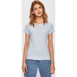 Calvin Klein Jeans - T-shirt. Niebieskie bluzki damskie Calvin Klein Jeans, s, z nadrukiem, z bawełny, z okrągłym kołnierzem. Za 129,90 zł.