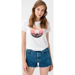 Converse Nova Chuck Taylor Patch Koszulka Biały. Białe koszulki damskie Converse, m, z nadrukiem, z bawełny, bez kołnierzyka, z krótkim rękawem. Za 119,95 zł.
