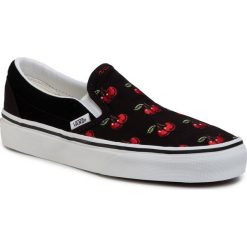 Tenisówki VANS - Classic Slip-On VN0A4U38L6M1 (Cherries) Black. Czarne półbuty damskie Vans, bez wzorów, ze skóry, bez obcasa, na płaskiej podeszwie, bez zapięcia. W wyprzedaży za 259,00 zł.