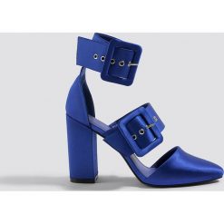 Czółenka: NA-KD Shoes Czółenka na słupku z klamrami - Blue