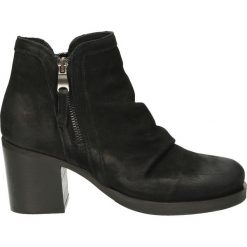 Botki - 2376 NAB NERO. Czarne botki damskie skórzane marki Venezia. Za 399,00 zł.