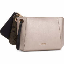 Torebka LIU JO - Pouch Tris Duomo Py N68025 E0060 Nero 22222. Szare torebki klasyczne damskie Liu Jo, bez wzorów, ze skóry ekologicznej, eleganckie, bez dodatków. W wyprzedaży za 279,00 zł.