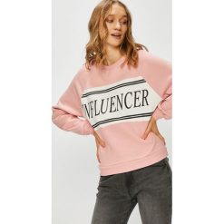 Tally Weijl - Bluza. Różowe bluzy damskie TALLY WEIJL, s, z nadrukiem, z bawełny, bez rękawów, bez kaptura. W wyprzedaży za 69,90 zł.