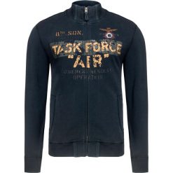 Bluza AERONAUTICA MILITARE. Niebieskie bluzy męskie Aeronautica Militare, z napisami, militarne, ze stójką, bez rękawów, bez kaptura. W wyprzedaży za 395,00 zł.