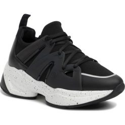 Sneakersy LIU JO - Jog 07 Slip On BA0017 TX022 Black 22222. Czarne półbuty damskie Liu Jo, na co dzień, bez wzorów, ze skóry ekologicznej, bez obcasa, na płaskiej podeszwie, bez zapięcia. W wyprzedaży za 479,00 zł.