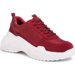 Sneakersy KENDALL + KYLIE - Logan Wine. Czerwone półbuty damskie ze skóry. W wyprzedaży za 289,00 zł.