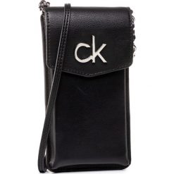 Torebka CALVIN KLEIN - Re-Lock Phone Pouch K60K606533 BLK. Czarne listonoszki damskie Calvin Klein, bez wzorów, ze skóry ekologicznej, bez dodatków. Za 299,00 zł.