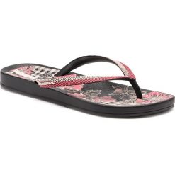 Japonki IPANEMA - Anat Lovely Ix Fe 82518 Black/Pink 22267. Różowe klapki damskie Ipanema, bez wzorów, z tworzywa sztucznego, bez obcasa. W wyprzedaży za 59,00 zł.