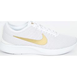 Buty sportowe damskie: Nike Sportswear – Buty Dualtone Racer Se