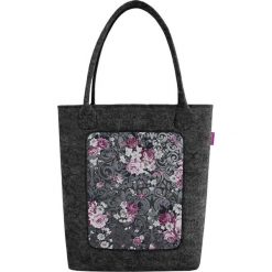 Torebka "Swing" w kolorze szarym ze wzorem - (S)27 x (W)35 x (G)10 cm. Szare torebki klasyczne damskie Bertoni, w paski, z materiału. W wyprzedaży za 59,95 zł.