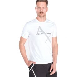 Armani Exchange Koszulka Biały. Białe podkoszulki męskie Armani Exchange, xxl, z nadrukiem, z bawełny, bez kołnierzyka, krótkie. Za 240,95 zł.