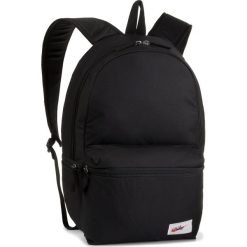 Plecak NIKE - BA4990 010. Czarne torby męskie skórzane Nike, bez wzorów, z materiału. Za 99,00 zł.