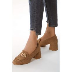Khaki Mokasyny Magnetization. Brązowe mokasyny damskie Born2be, z aplikacjami, z okrągłym noskiem, bez obcasa, na płaskiej podeszwie, bez zapięcia. Za 49,99 zł.