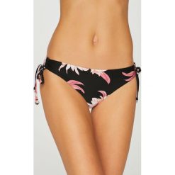 Seafolly - Figi kąpielowe Desert Flower. Czerwone stroje kąpielowe damskie marki Seafolly, bez wzorów, z elastanu. W wyprzedaży za 149,90 zł.