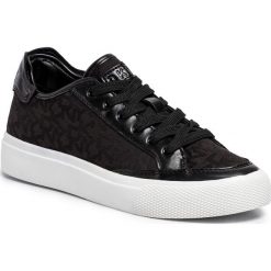 Tenisówki DKNY - Reesa K3910114 Black. Czarne półbuty damskie DKNY, bez wzorów, z gumy, bez zapięcia. W wyprzedaży za 349,00 zł.