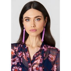 Kolczyki damskie: NA-KD Accessories Kolczyki chwosty z kolorowych koralików – Pink