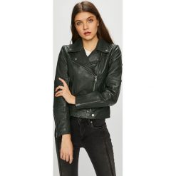 Pepe Jeans - Kurtka skórzana Isha. Czarne kurtki damskie jeansowe Pepe Jeans, m. Za 1099,00 zł.